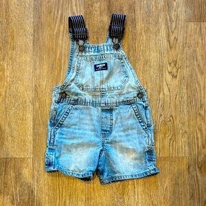 Oshkosh jean overalls in 2T